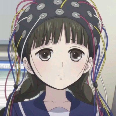 受灾老人舍不得家中牲畜心疼落泪